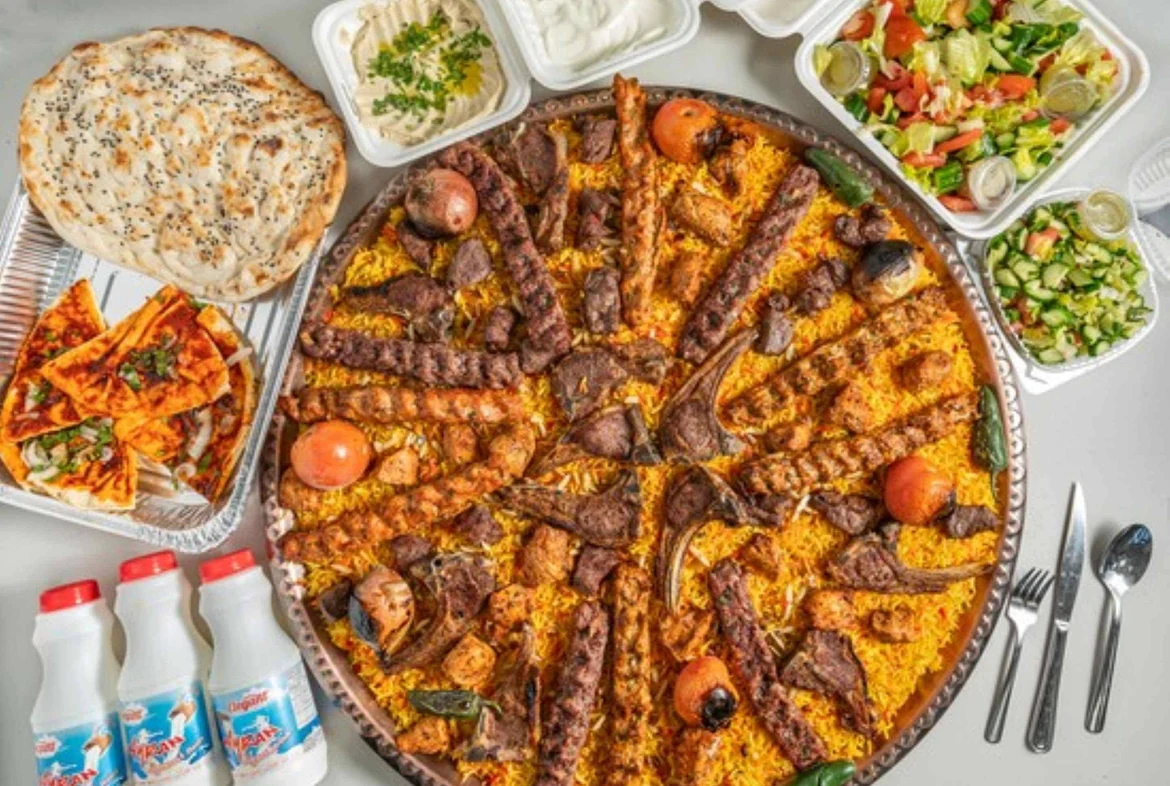 Halal Middle Eastern shawarma and kebab delivery from Donya Kebab to Ealing, London Ontario